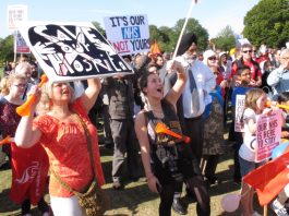 ‘OCCUPY EALING HOSPITAL! KICK OUT THE COALITION!’– shout 10,000 workers and youth ‘Save Our Hospital’ determined participants shout in Southall Park