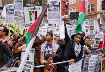 Demonstrators outside the Israeli embassy were confident that the Palestinan masses would stand fast and force the arrogant Israeli aggressors back