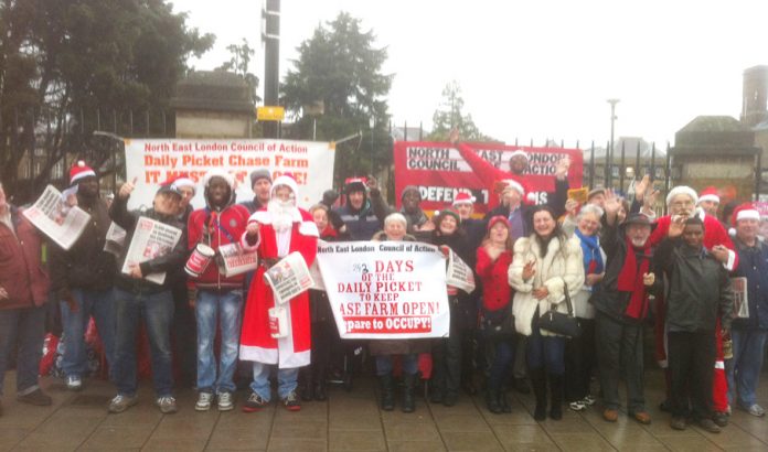 A strong and cheerful mass picket at Chase Farm Hospital on Christmas Eve morning – more than ready to occupy the hospital in the event of closure