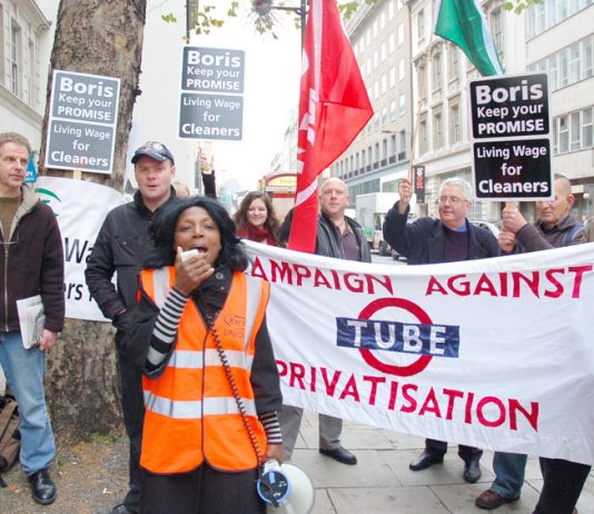 RMT leader Bob Crow insisted yesterday that LU cleaners are doing ‘some of the dirtiest jobs on minimum pay’