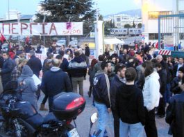 Workers at a mass picket at the Athens Metro depot last Wednesday