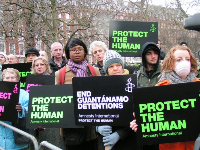 US embassy protest in London demanding an end to Guantanamo prison detentions