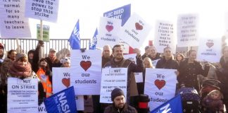 Teachers on strike at Alec Reed Academy where standards have fallen since it became an academy