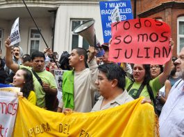 Demo outside the Ecuadorean embassy in support of Julian Assange