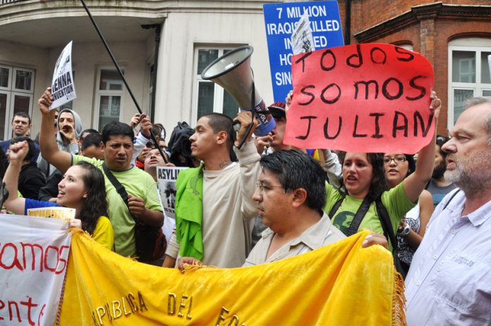 Demo outside the Ecuadorean embassy in support of Julian Assange