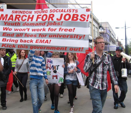 Young Socialists ‘March for Jobs’ in Swindon