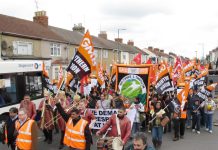 Carillion workers marching in Swindon – the battle for ‘justice’ becoming harder and harder