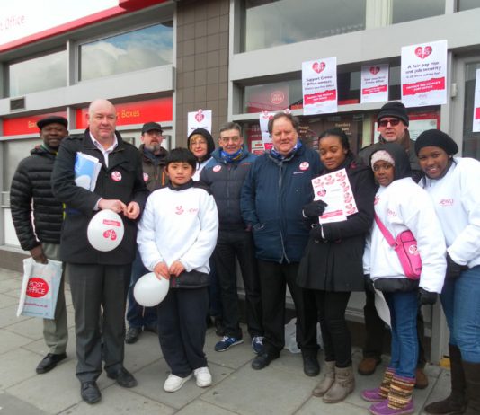 CWU leaders DAVE WARD (second left) and BILLY HAYES (fifth right) on the Crown Post Office picket line in Stockwell