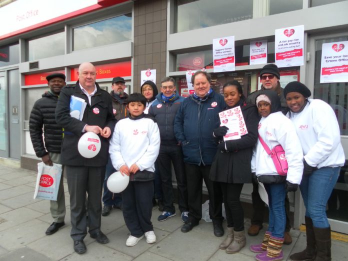 CWU leaders DAVE WARD (second left) and BILLY HAYES (fifth right) on the Crown Post Office picket line in Stockwell