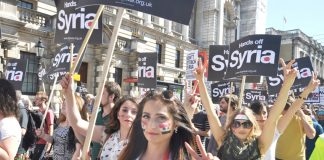 Syrian girls defiant on the London demonstration on August 31 against military intervention