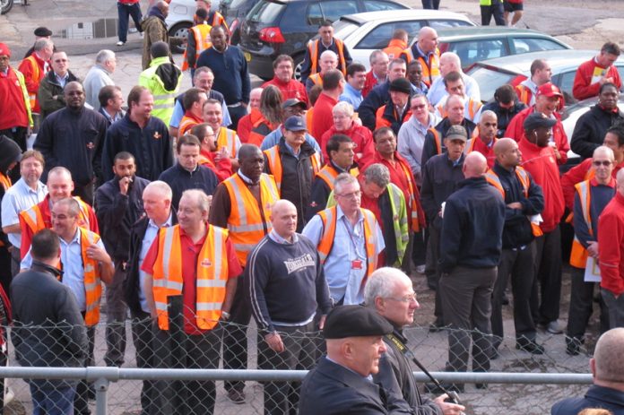 The mass meeting of postal workers at Mount Pleasant heard CWU leader Ward condemn the Labour Party for its treachery