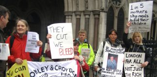 Workers outside the law courts fighting the bedroom tax and condemning the situation where mothers were skipping meals to feed their children