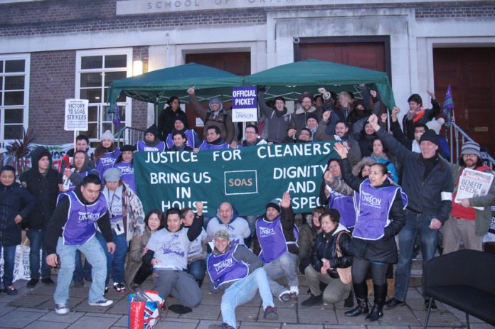 Student and lecturers came out in support of cleaners at SOAS during yesterday’s mass picket
