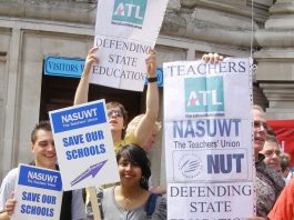 Teachers unions on a ‘Save our Schools’ lobby of parliament
