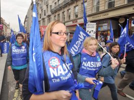 NASUWT Teachers Conference – Pay and pensions high on agenda NASUWT members say ‘No to 68’ for retirement age