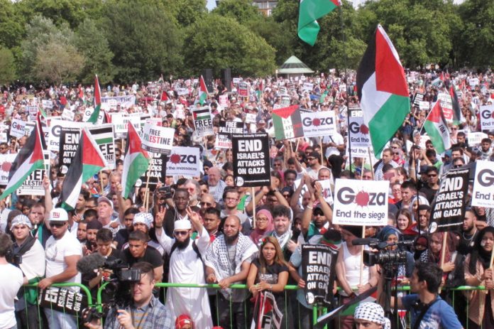 A section of the massive rally at Hyde Park. Over 200,000 took part in the march and many called for the trade unions to match their words with action