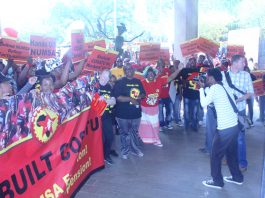 South Africa–Massive State Fraud Exposed! Numsa members outside the COSATU Congress