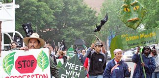 Tobacco workers marching to demand the employers meet with the Farm Laborers Organizing Committee