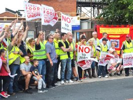 Hovis workers on the picket line during their successful strike to stop their jobs being outsourced