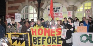 West Hendon Estate tenants lobbying Barnet council