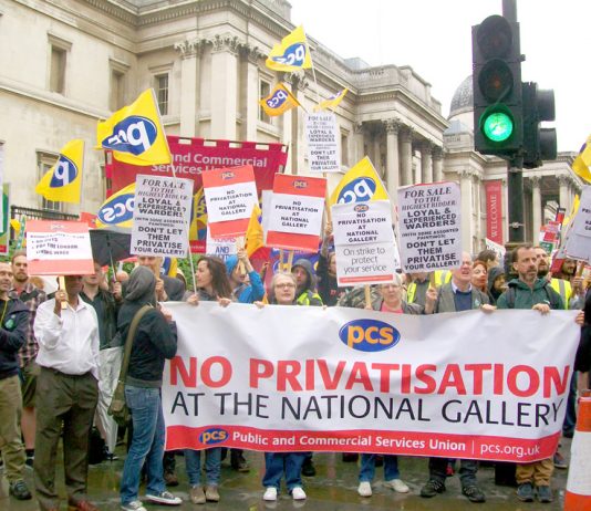 Mass rally at the National Gallery against privatisation and in support of victimised union rep Candy Udwin