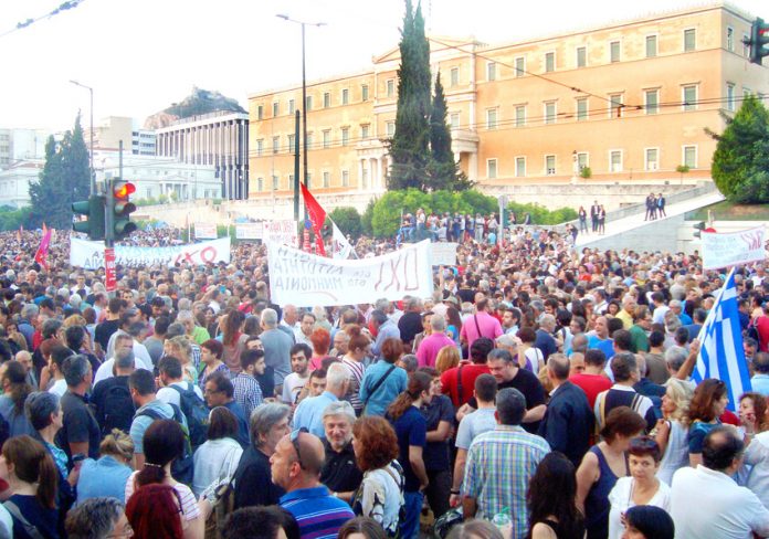 Greek workers and youth rally outside the Greek parliament for a ‘no’ vote in Sunday’s referendum