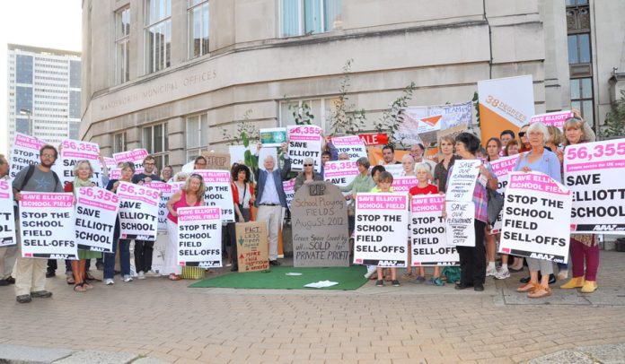 Teachers, parents and pupils demonstrate outside Wandsworth Town Hall in August 2013 against the Tory council’s sell-off of the Elliott School playing field
