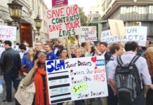 The junior doctors’ decision to ballot for action and to organise mass demonstrations has forced health secretary Hunt to drop his threat to impose a contract