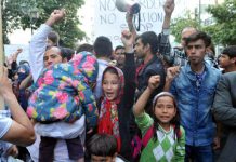 Refugees at Wednesdsay’s march to the EU offices in Athens demanding ‘Freedom!’ Photo credit: voria.gr