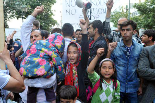 Refugees at Wednesdsay’s march to the EU offices in Athens demanding ‘Freedom!’ Photo credit: voria.gr