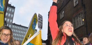 ATL-NUT demonstration against forced academies