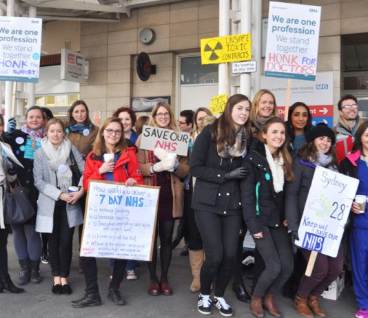 Over 100 turned out to join the picket of Chelsea & Westminster Hospital during last Wednesday’s strike – public support has grown exponentially as Hunt has stepped up his attacks on junior doctors
