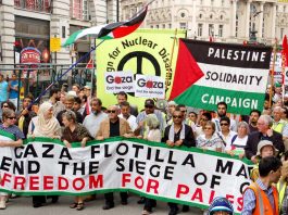 Massive demonstration in London condemning Israel for the 10 Turkish deaths that followed Israeli troops boarding the Mavi Marmara