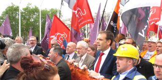 Jeremy Corbyn marches with steel workers through London