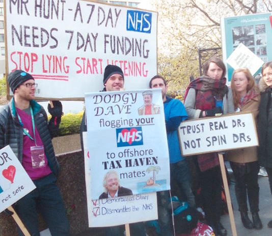 Junior doctors condemn Hunt and his campaign to impose a contract and impose 7-day working without 7-day funding