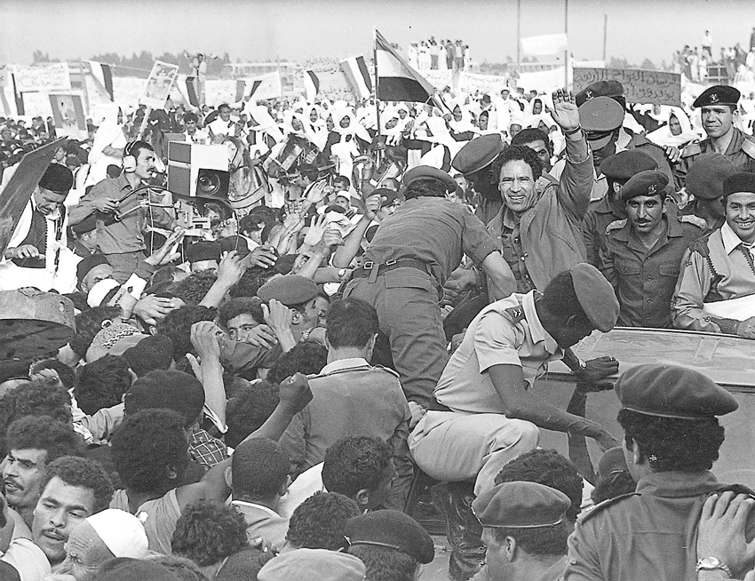 Gadaffi and the masses celebrate the anniversary of the September 1st 1969 revolution