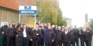 Prison officers outside Brixton prison forced to take strike action for health and safety reasons