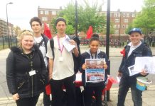 WRP candidate JONTY LEFF (right) talking to students at Hackney Community College who were all determined to fight against the cuts to their college and get rid of all university fees