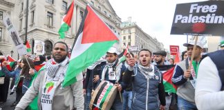 A section of the 20,000-strong march in London on Saturday demanding that the UK apologise for the Balfour Declaration and recognise the state of Palestine