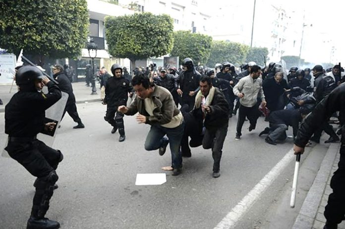 The Tunisian police violently attacked the protesters