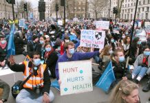 Junior doctors block Whitehall during their strike – doctors oppose NHS England’s new dangerous ‘Stay Well Pharmacy’ campaign