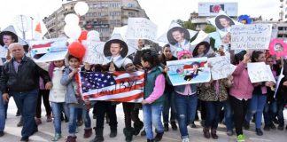 Demonstration through liberated Aleppo declares ‘Goodbye USA’