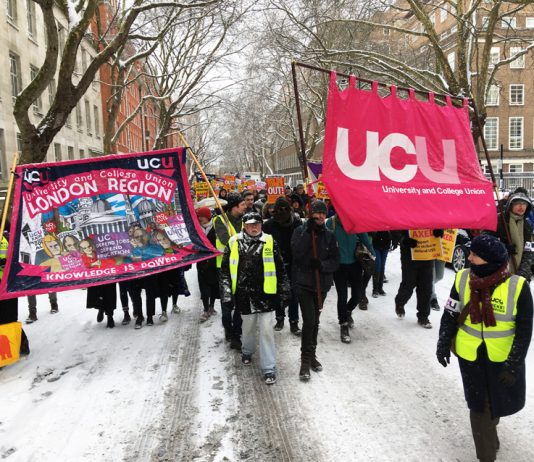 London Region and national UCU banners lead 5,000 marchers setting off for parliament
