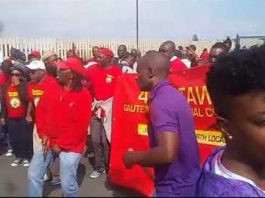 NUMSA fights attempt to ban South Africa bus strike Striking SATAWU bus workers picket line in Gauteng in May