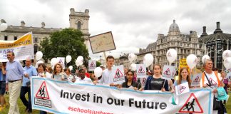 Teachers march to Parliament demanding an increase to education funding