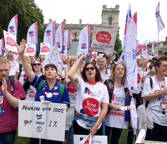 Nurses demonstrate in parliament Square against the against the one per cent pay cap