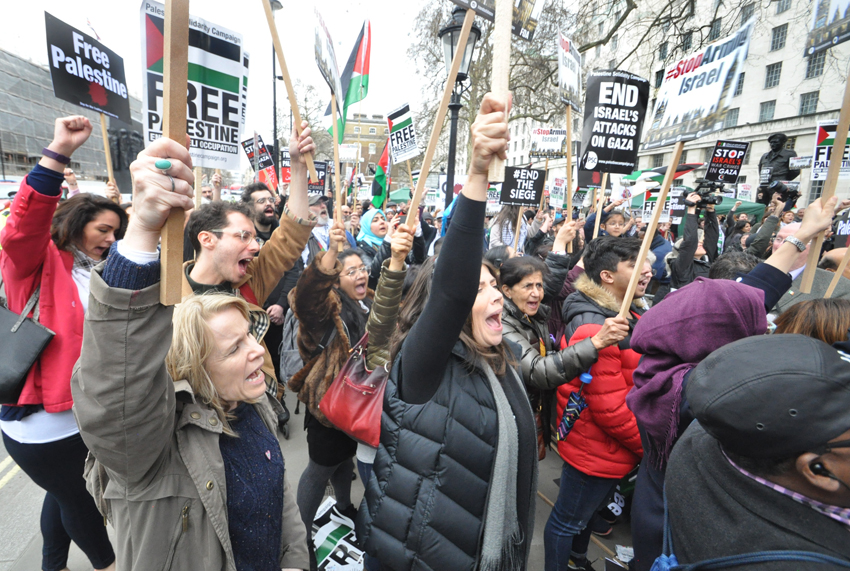 Downing Street demonstration in support of a Palestinian state