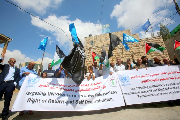 Demonstration in Hebron outside the UN offices last week against the US cut to UNRWA funding