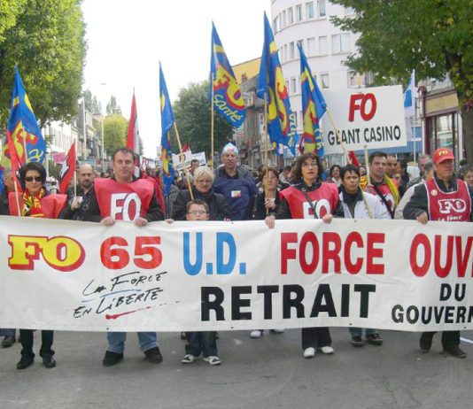 Striking French works on a demonstration against the attack on their pensions being carried out by the Macron government