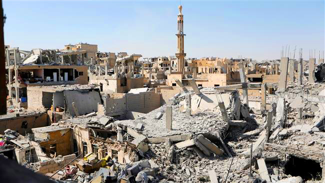 Massive damage to Raqqa after US-led coalition bombing – raids are continuing with many more dead